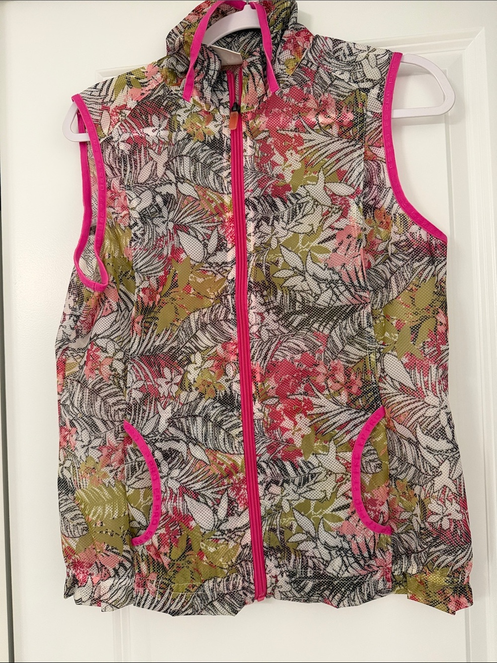 EP PRO Golf Tropical Floral Sleeveless Zip Mesh Vest — Pink Trim